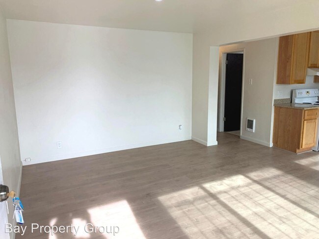 Building Photo - 480 San Diego Ave