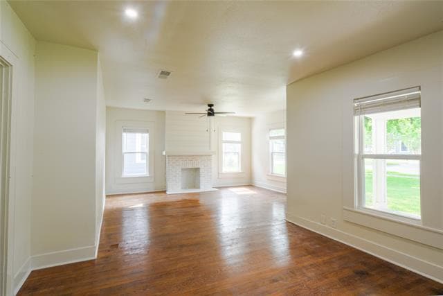 Building Photo - 518 W Belden St