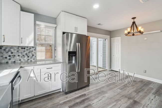 Foto del edificio - 9101 Exbury Ct