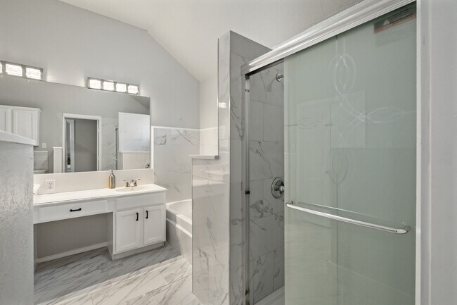 Foto del edificio - 6605 Gardenia Dr