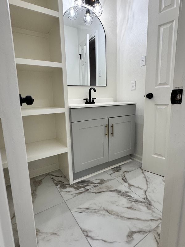 Foto del edificio - 1835 General Cleburne Ave