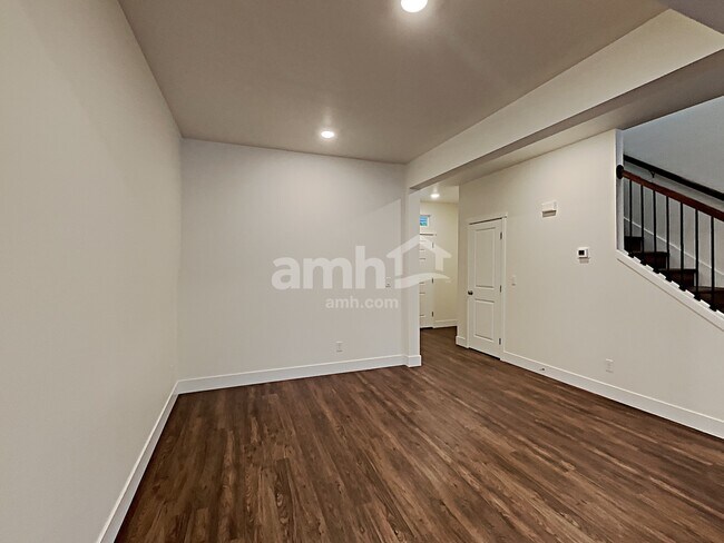 Foto del edificio - 12401 83rd Ave E