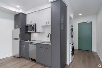 Interior Photo - Paceline