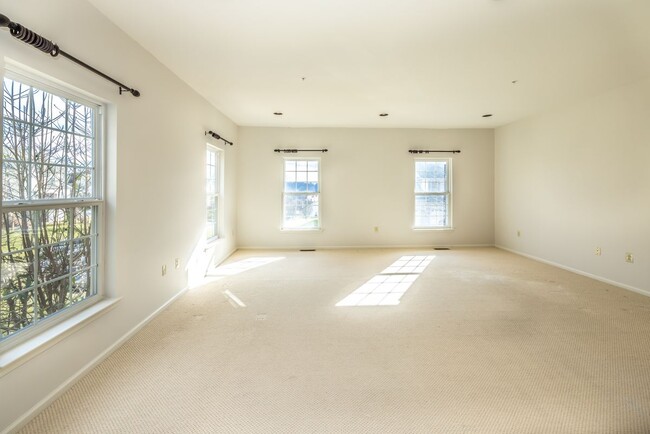 Foto del edificio - 171 Madison Way