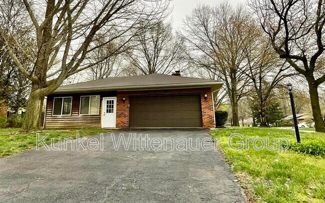 Building Photo - 101 Fox Creek Rd