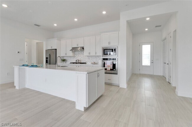 Building Photo - 1856 Terreno Blvd