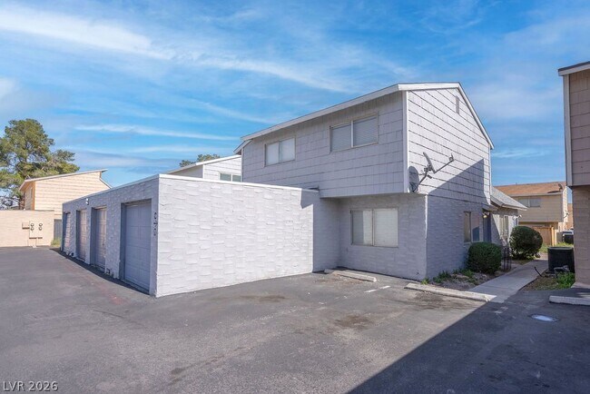 Foto del edificio - 5198 Greene Ln