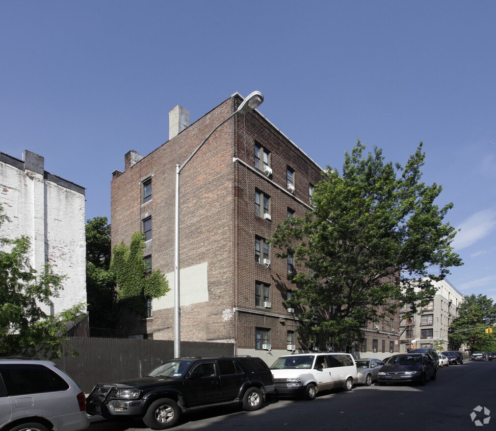 Foto del edificio - 530 W 186th St