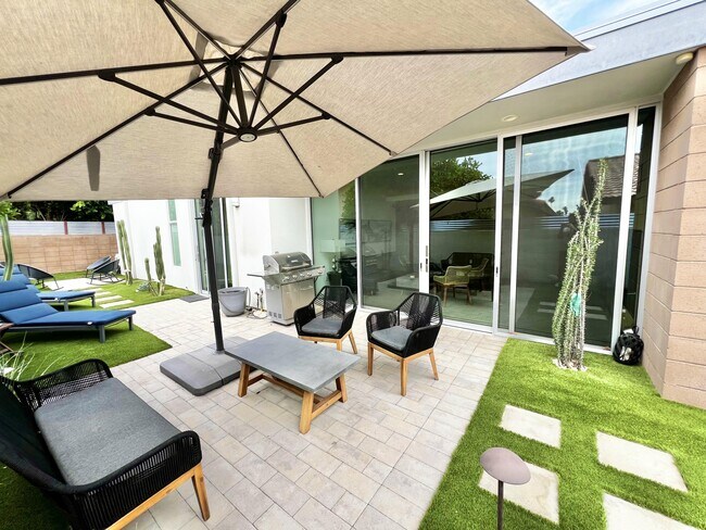 Foto del edificio - 73801 Shadow Mountain Dr
