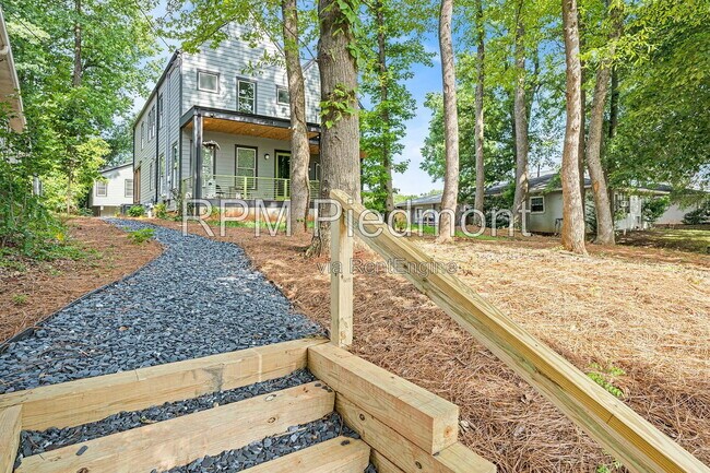 Foto del edificio - 1081 Hill St SE
