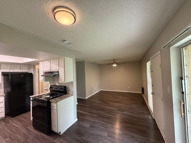 Interior Photo - Uptown Townhomes