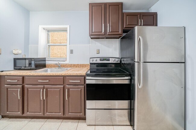Foto del edificio - 87 E 21st St