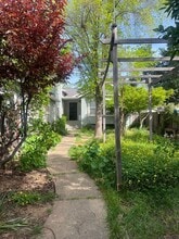 Building Photo - 5017 10th Ave