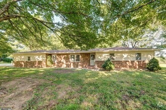 Building Photo - 972 N Boston Ln