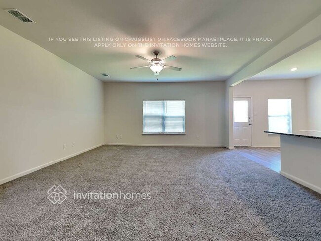 Foto del edificio - 3041 Chico Dr
