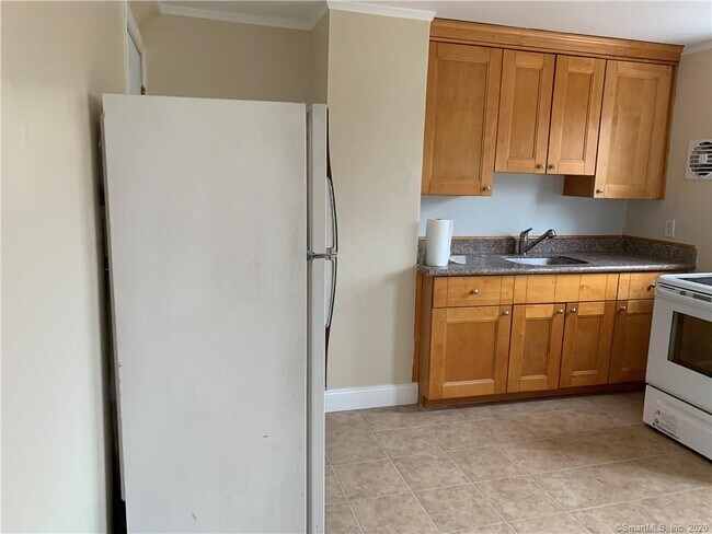 Foto del edificio - 65 Coolridge Rd