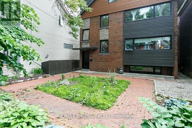 Building Photo - 263-263 Boston Ave