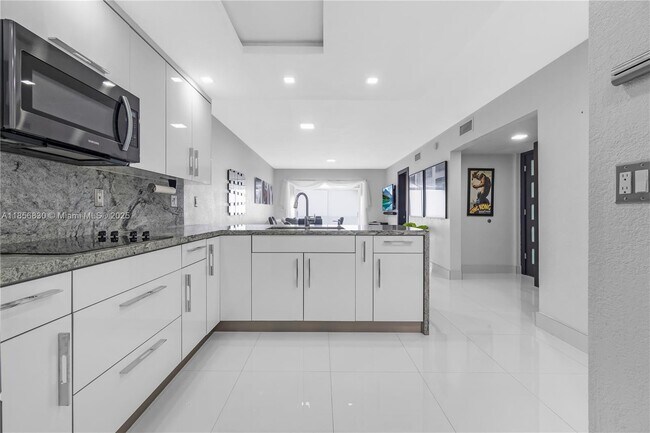 Foto del edificio - 6215 W 20th Ave