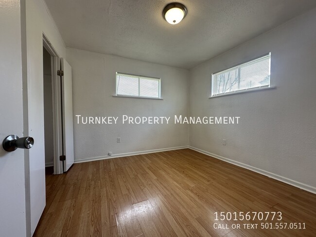 Foto del edificio - Duplex in Jacksonville for Rent!