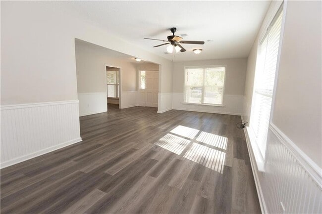 Building Photo - 61689 LA-434