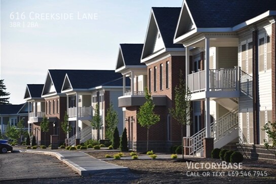 Foto del edificio - 616 Creekside Ln