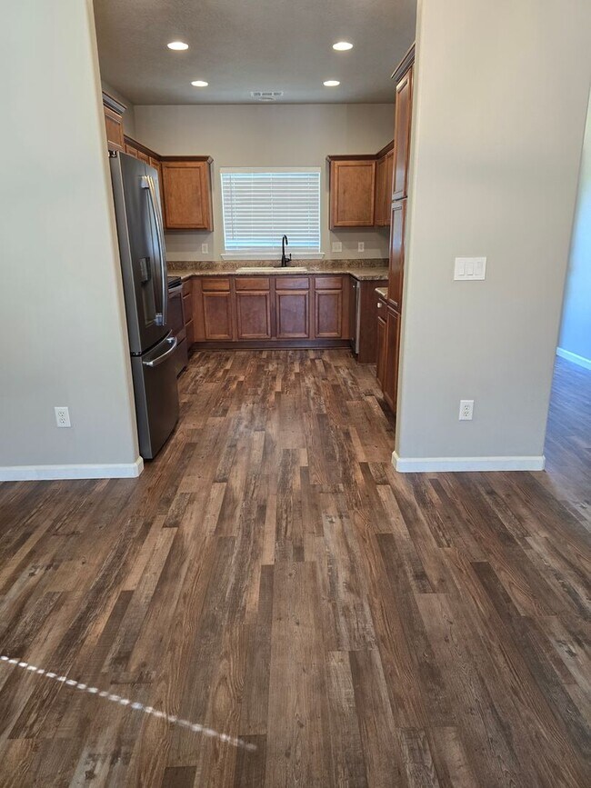 Foto del edificio - 3 bed 2 bath Single  Home for Rent in Gran...