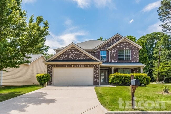 Building Photo - 6601 Pamplona Pl