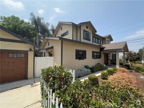 Building Photo - 448 Linwood Ave