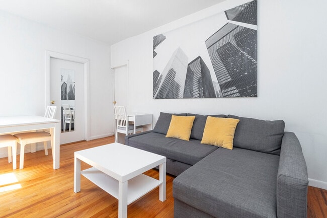 Building Photo - 315-317-317 E 95th St