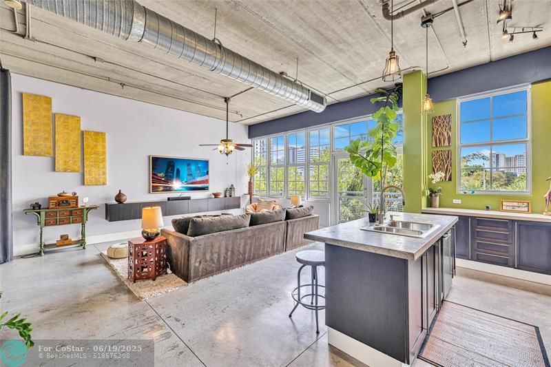 Foto principal - 425 N Andrews Ave