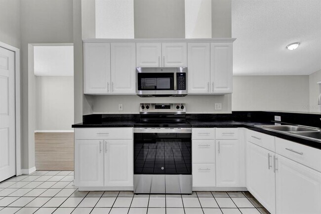 Foto del edificio - 2728 Runyon Cir