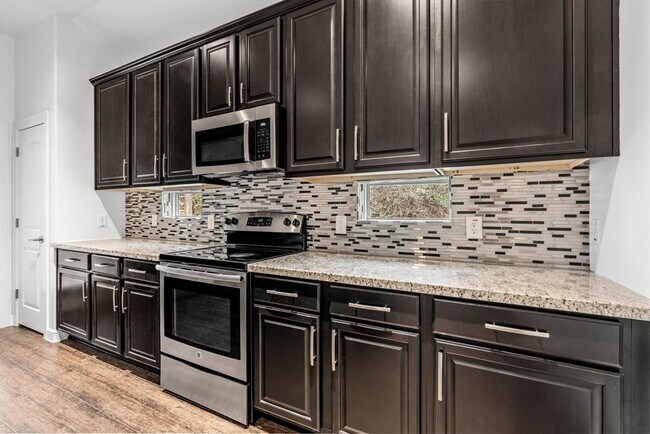 Foto del edificio - 11226 Glenforest Dr