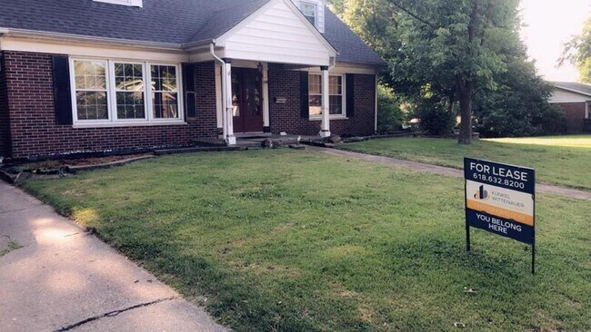 Building Photo - 108 Williamsburg Dr
