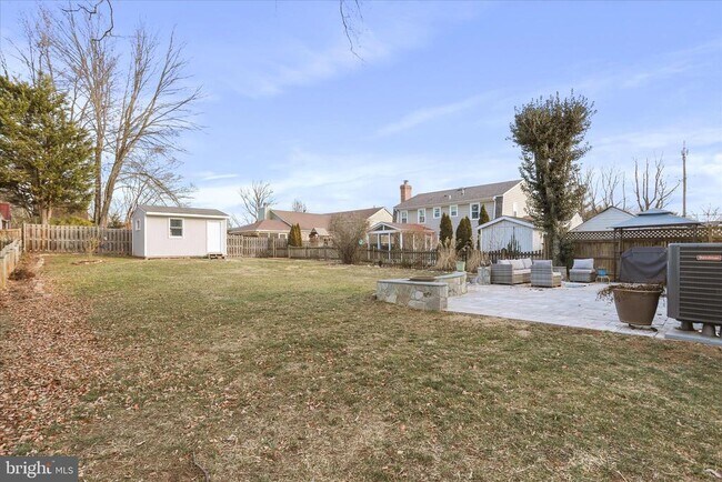 Foto del edificio - 408 Blue Ridge Ave NE