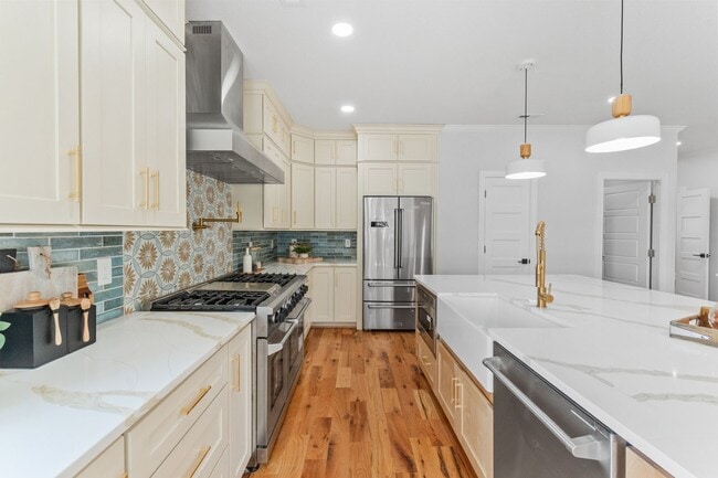 Building Photo - Brand-new condo in the heart of Ocean View.