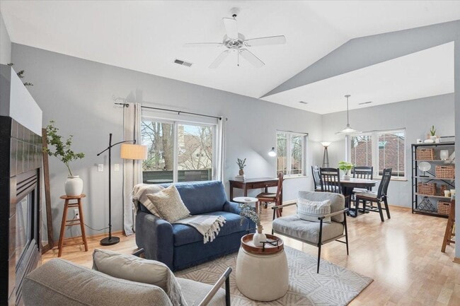 Foto del edificio - 1140 E Dayton St