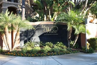 Building Photo - 30902 Club House Dr