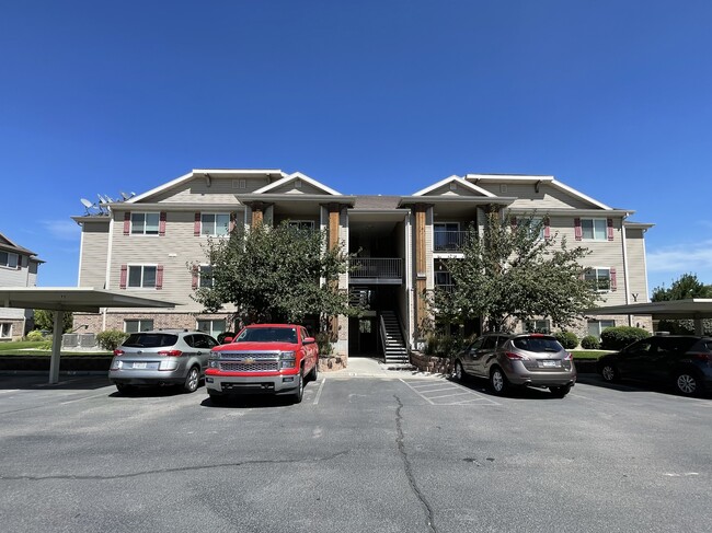 Building Photo - 8182 N Cedar Springs Rd