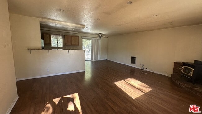 Building Photo - 2100 Zermatt Dr