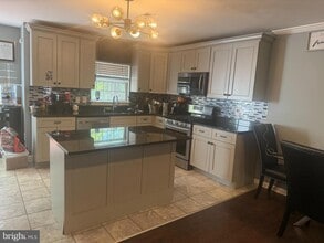 Building Photo - 2251 Commissary Cir