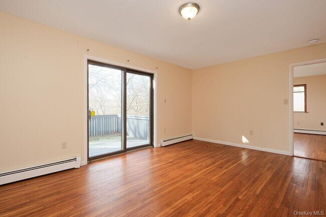 Foto del edificio - 132 Woodland Dr