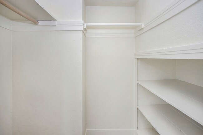 Foto del edificio - 4110 Ascot Ave