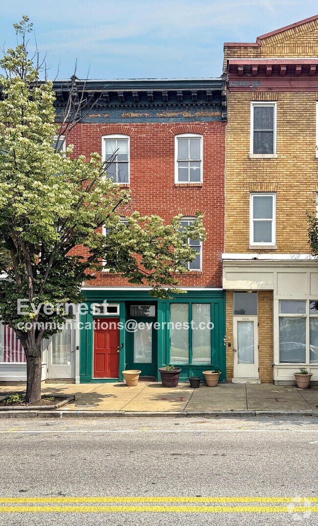 Building Photo - 1402 E Baltimore St