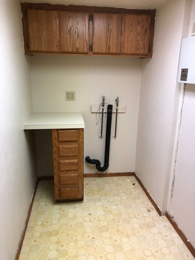 Foto del edificio - Adorable 3bed/1.5bath Home Close to School...