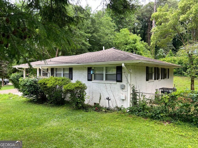 Building Photo - 2756 Plantation Dr