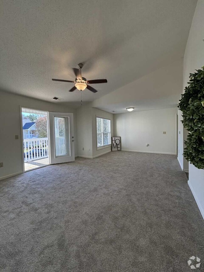 1 bedroom upstairs living room/dinning room - Cowan Farms Apartments