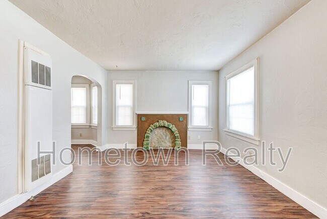 Photo - 1524 SW Binkley St House