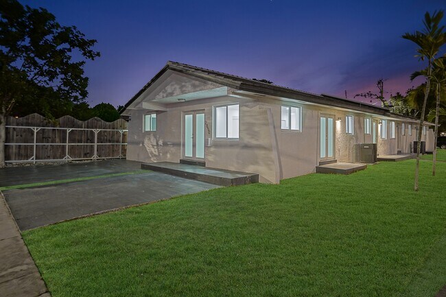 Foto del edificio - 2841 SW 24th Terrace