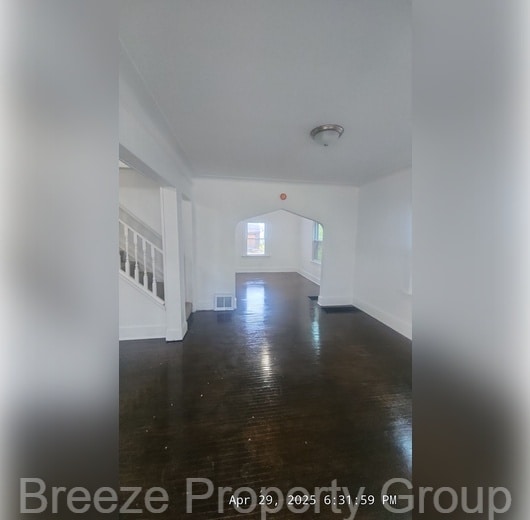 Foto del edificio - 56 E Pearl St
