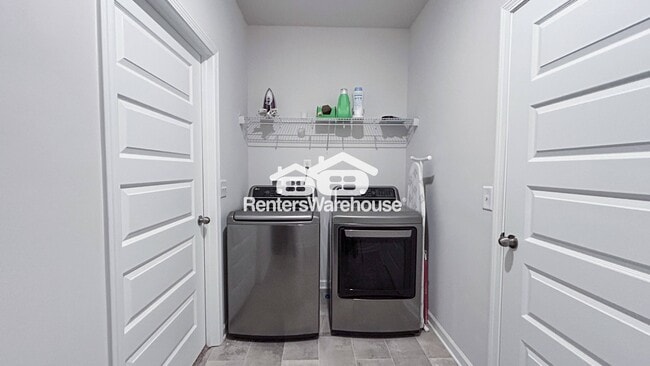 Building Photo - 5023 Pintail Dr